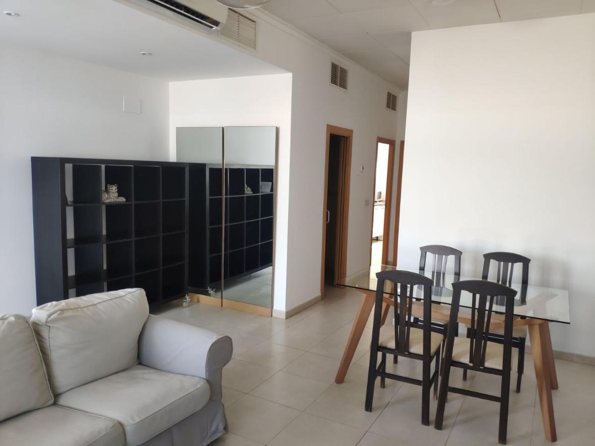 L4 Apartment Santiponce Luaran gambar