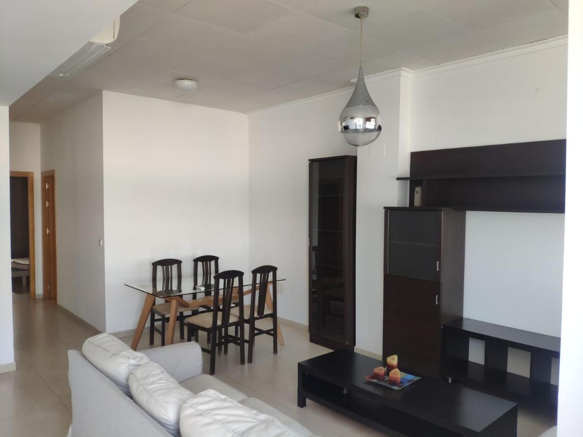 L4 Apartment Santiponce Luaran gambar