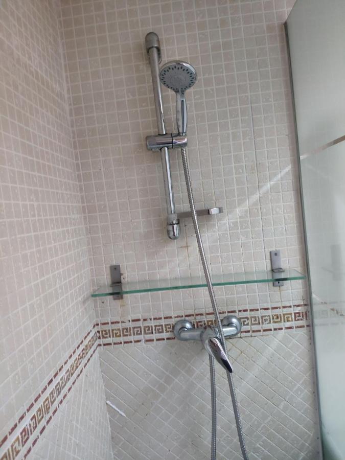 L4 Apartment Santiponce Luaran gambar
