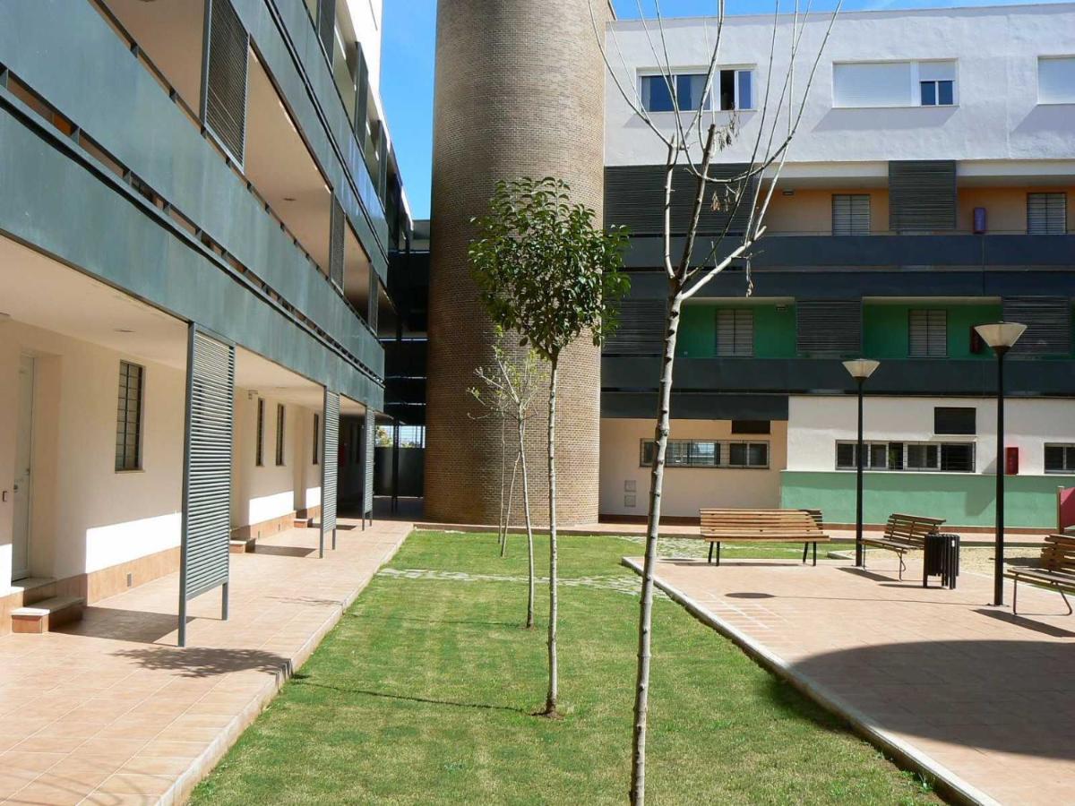 L4 Apartment Santiponce Luaran gambar